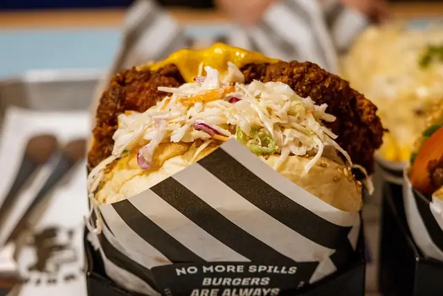Personalisiertes Burgerpapier | Verleiht Ihren Gerichten ein besonderes Erlebnis